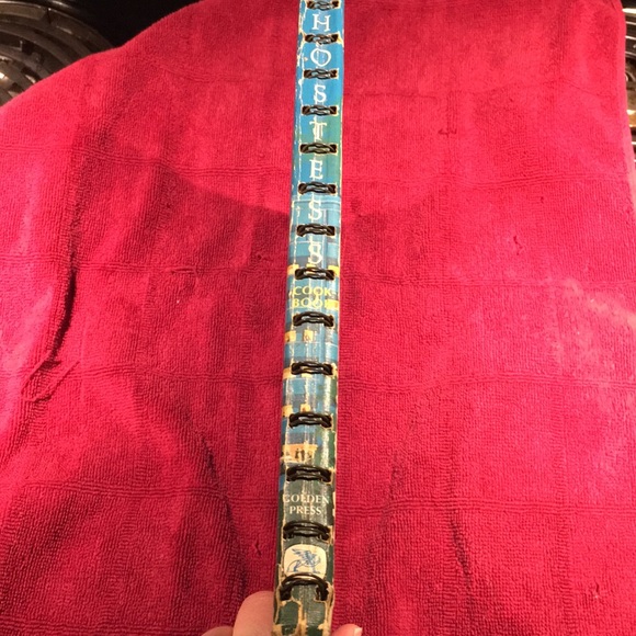 Betty Crocker first edition Hostess Cookbook 1967 - Picture 7 of 8